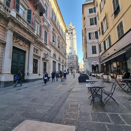 Snug Apartment In Genoa In The Historic Center * Génova