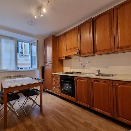 Snug Apartment In Genoa In The Historic Center