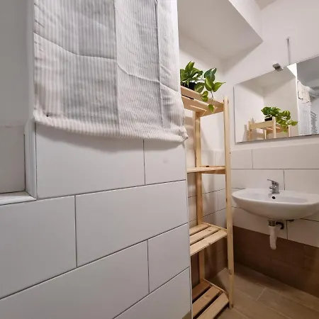 Apartament Snug Apartment In Genoa In The Historic Center