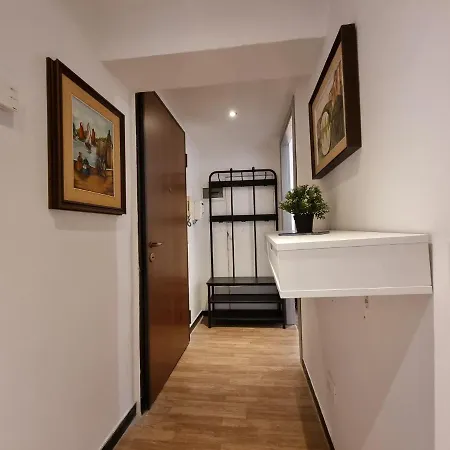 Apartament Snug Apartment In Genoa In The Historic Center *
