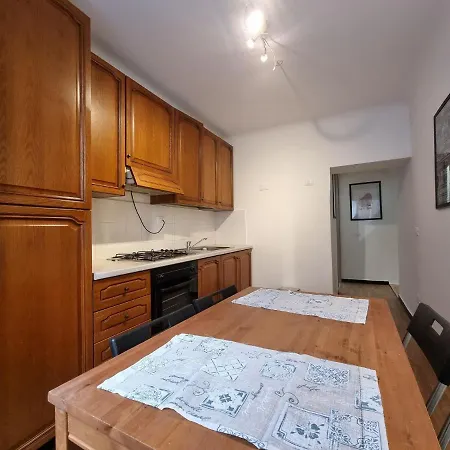 Snug Apartment In Genoa In The Historic Center 公寓 热那亚